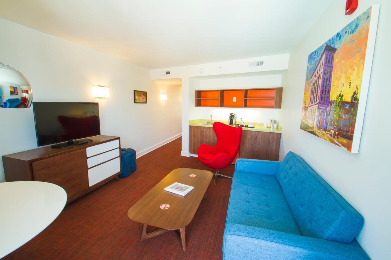 קינסטון Mother Earth Motor Lodge מראה חיצוני תמונה