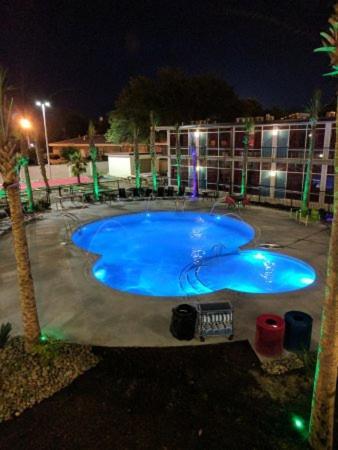 קינסטון Mother Earth Motor Lodge מראה חיצוני תמונה